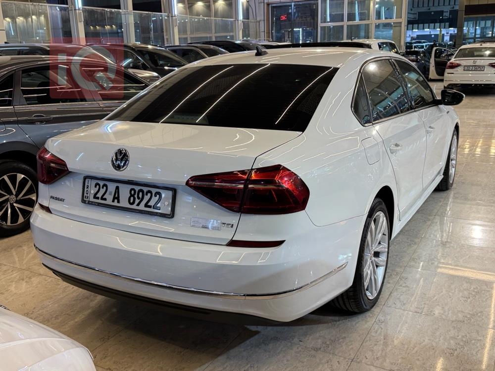 فولكسفاغن باسات